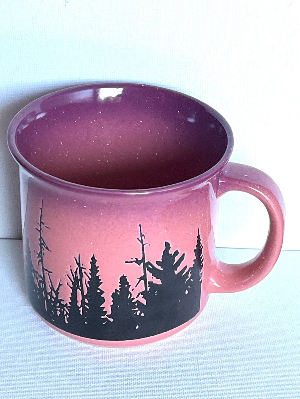 Nicole Miller New York Thick Coffee Mug Black Forest Scene On Ombre Fuschia